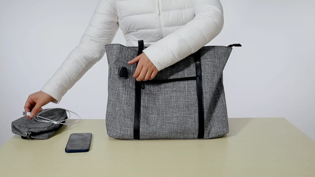 Amazon.com: MOSISO USB Port Laptop Tote Bag for Women,Compatible